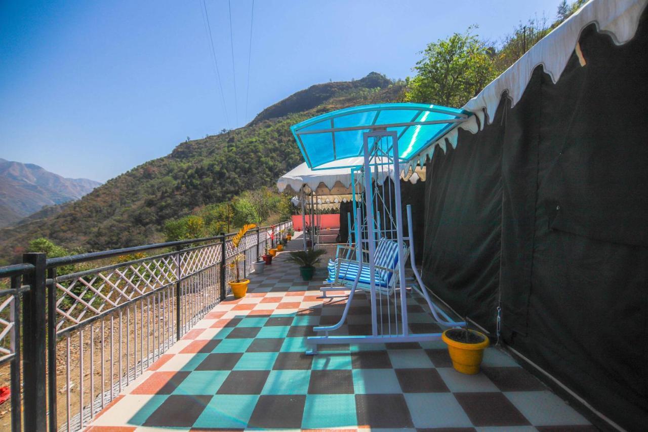 V Resorts Brv Resort Мусори Екстериор снимка