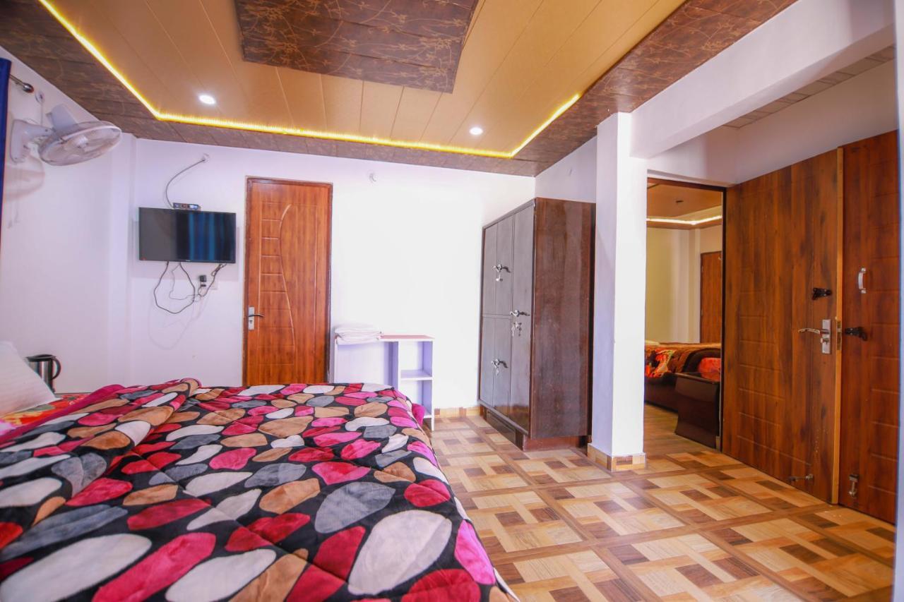 V Resorts Brv Resort Мусори Екстериор снимка