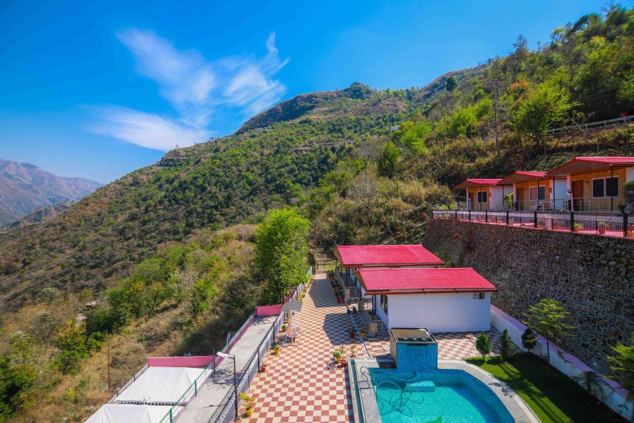 V Resorts Brv Resort Мусори Екстериор снимка