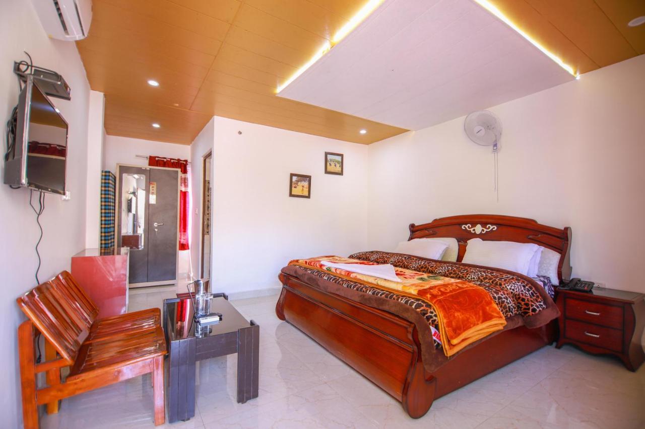 V Resorts Brv Resort Мусори Екстериор снимка